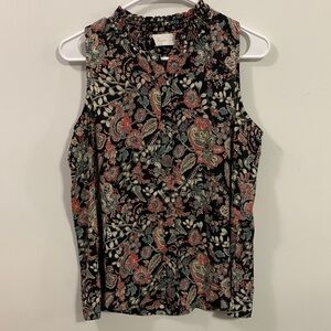 Braeve sleeveless button up blouse, business or casual, very good condition